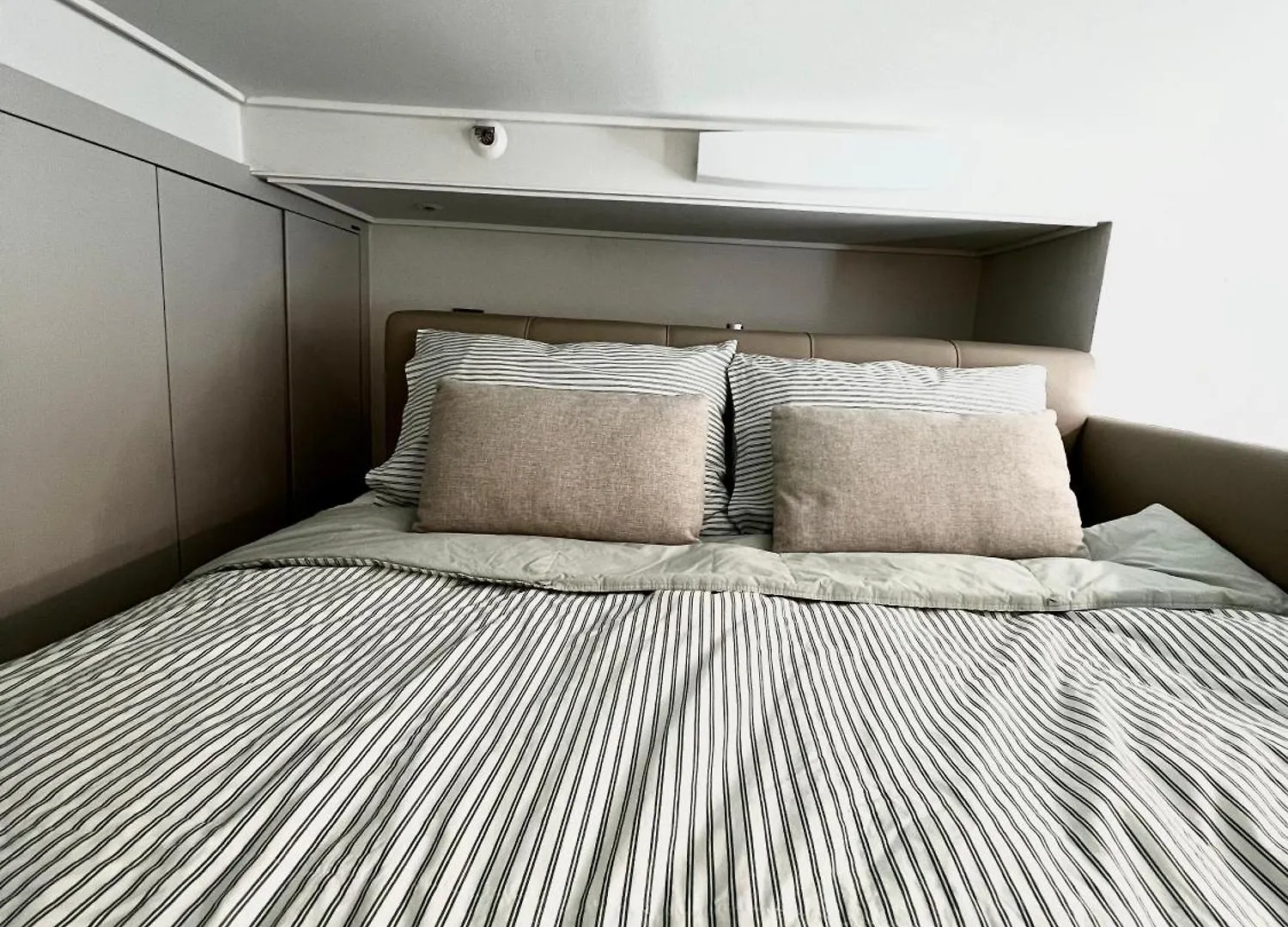 Апартаменты Jongro Ddp House Сеул